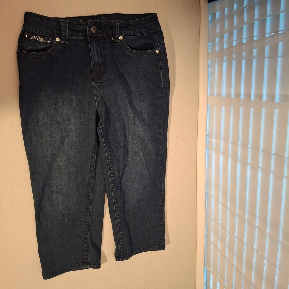Ethyl Classic Denim Capri Pants Size 6 Embellished Pockets Dark Wash - Picture 2 of 10